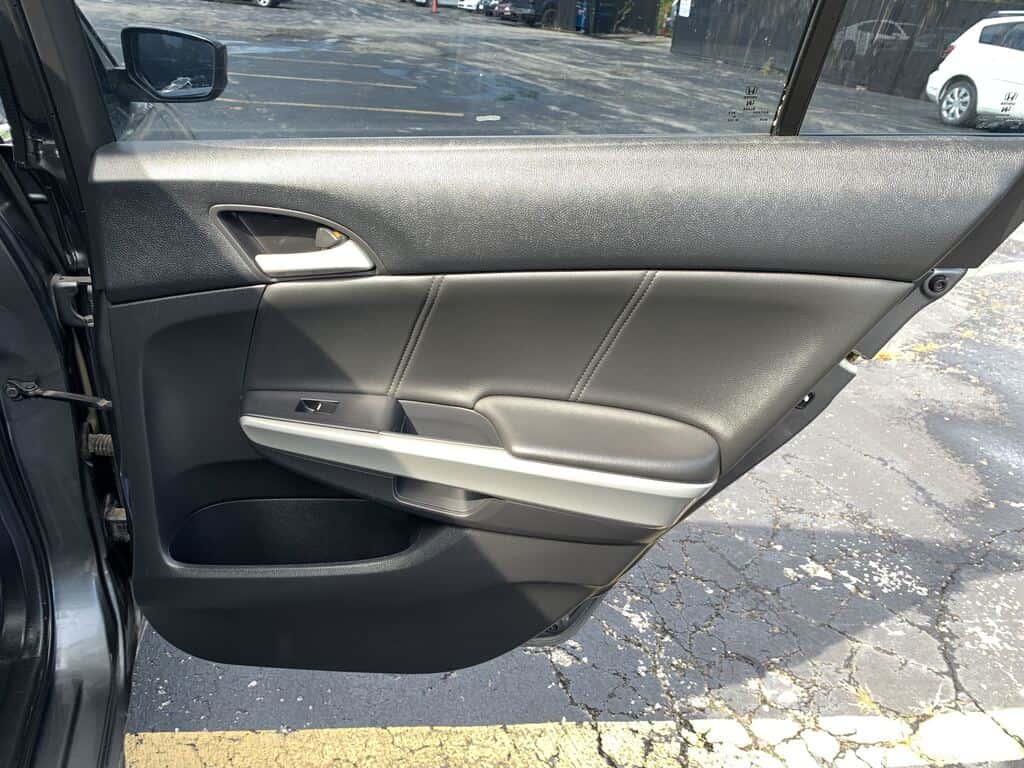 2010 Honda Accord 14