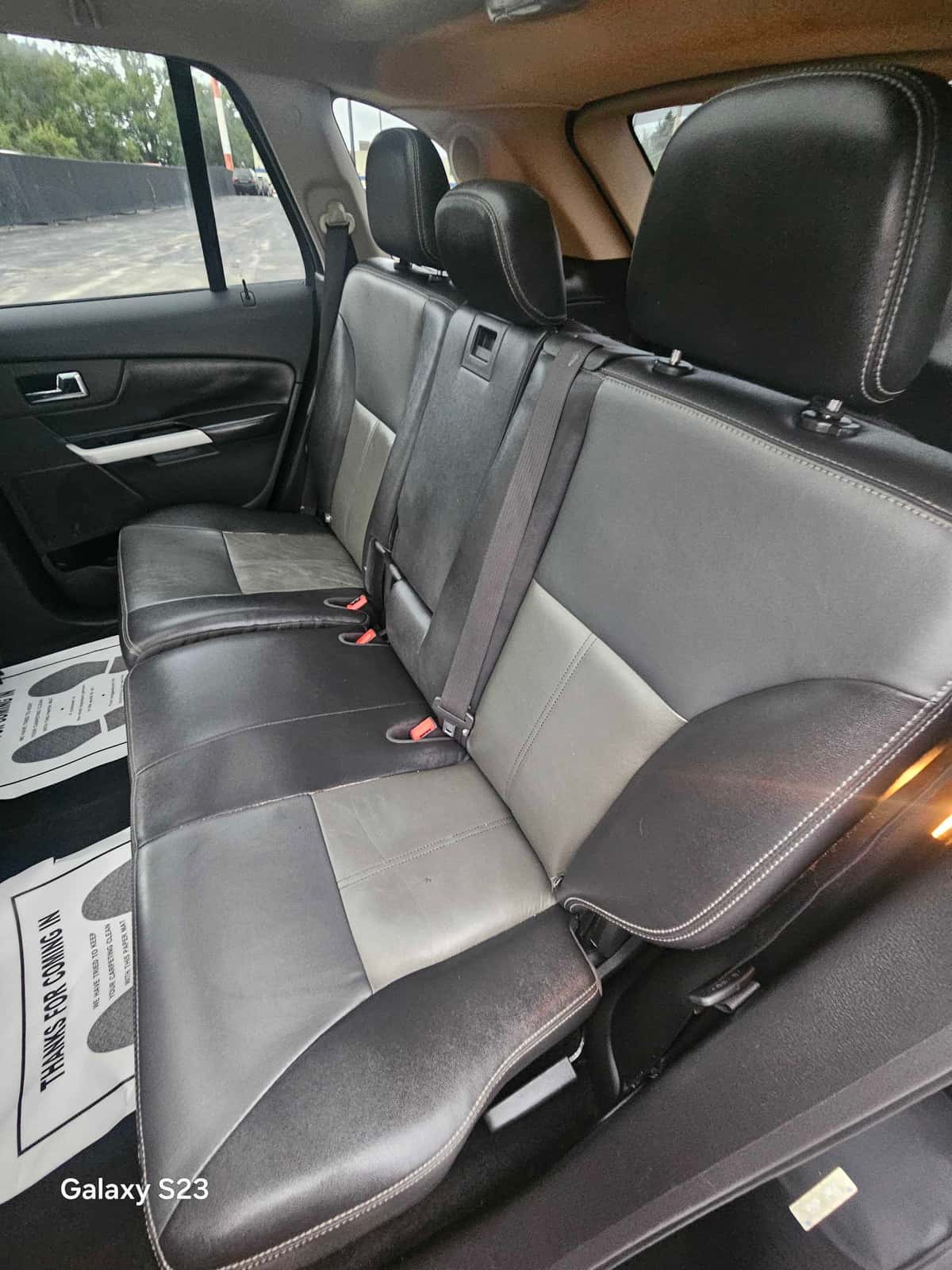 2012 Ford Edge 13