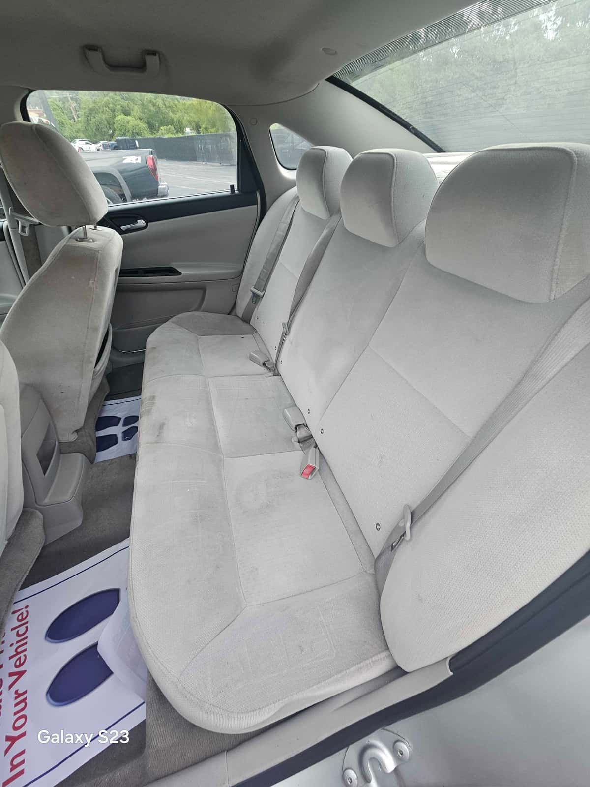 2010 Chevrolet Impala 8