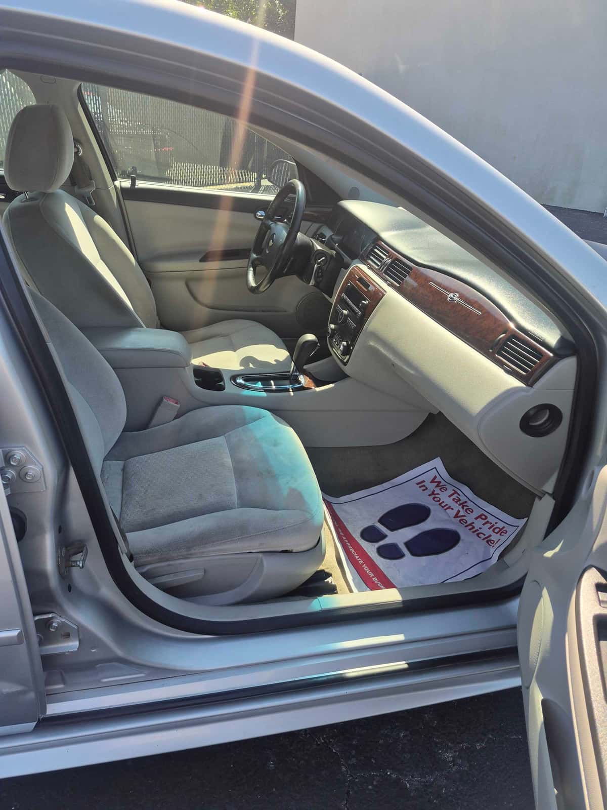 2010 Chevrolet Impala 15