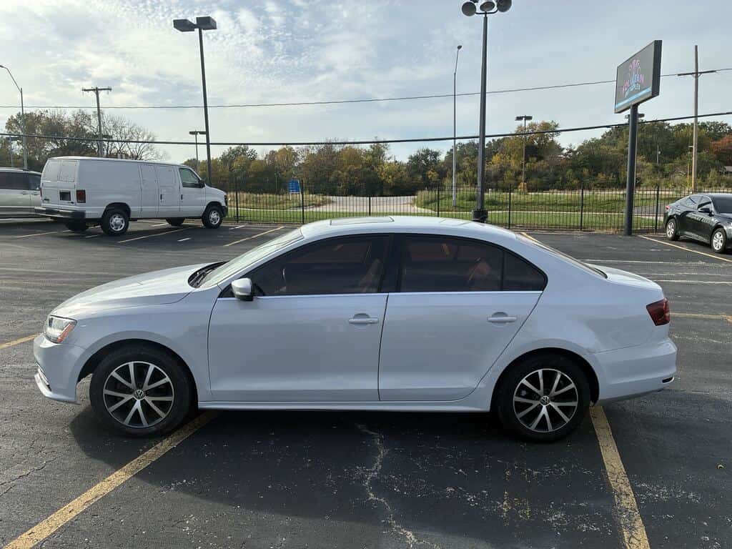 2017 Volkswagen Jetta 8