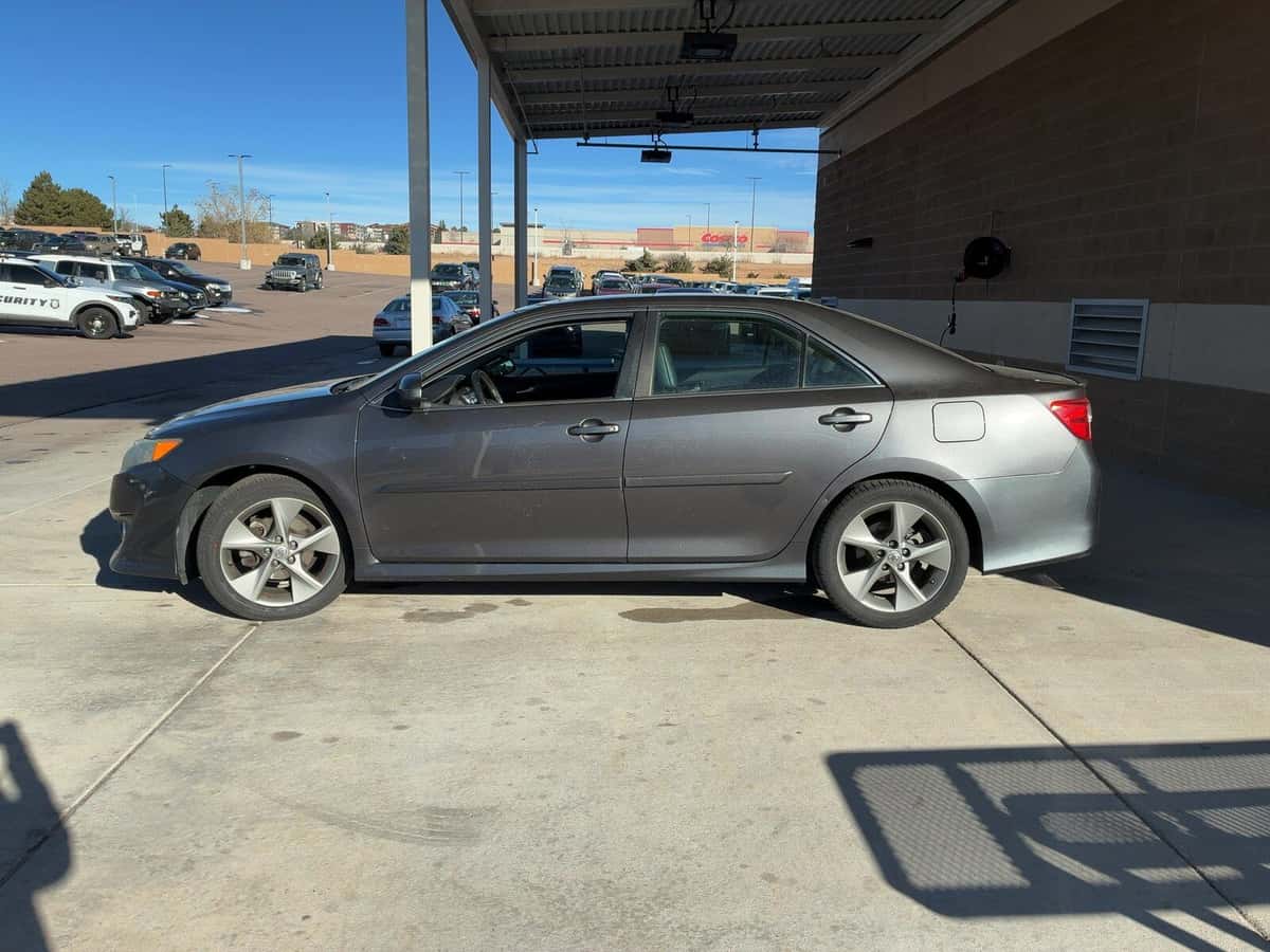 2014 Toyota Camry 8