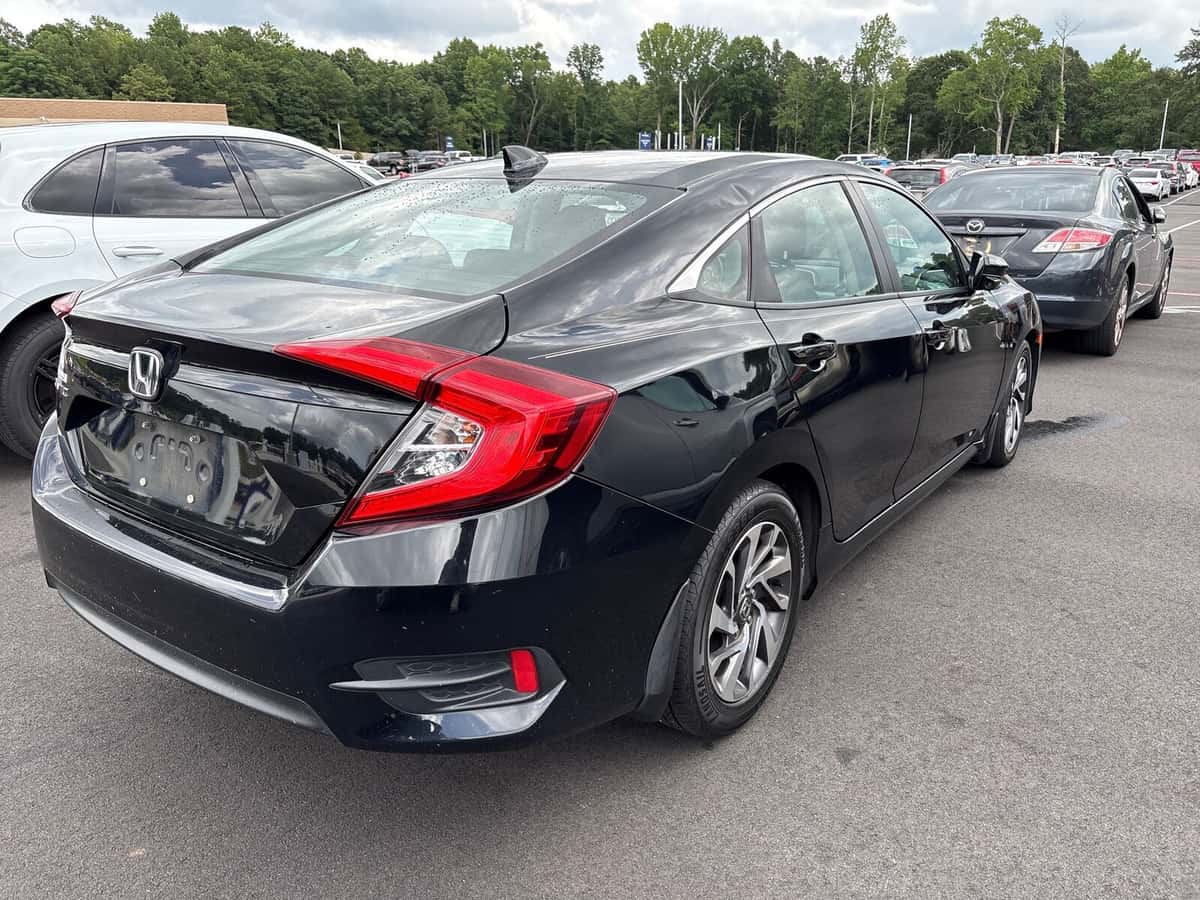 2017 Honda Civic 4