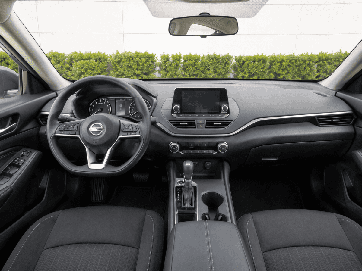 2023 Nissan Altima 4